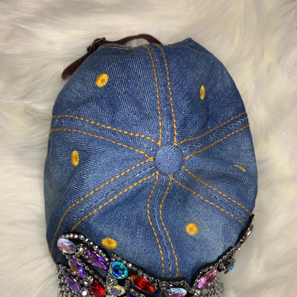 HAT 🧢 - Picture 6 of 6